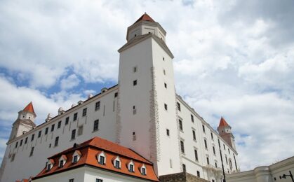 bratislava-7290316_640